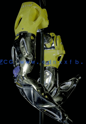 未来派科幻机械手臂实例制作大师级视频教程(图2)